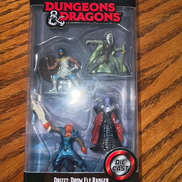 Dungeons & Dragons Die Cast Metal Figures -  NEW IN BOX - Picture 6 of 9